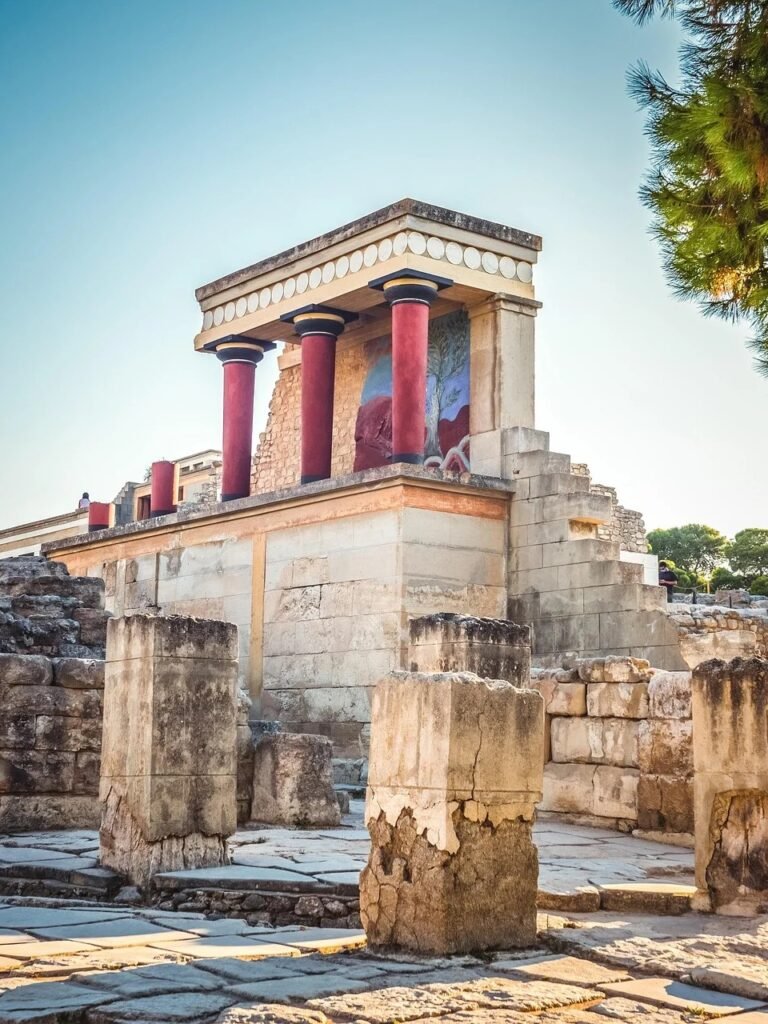 Knossos Tour
